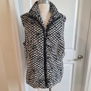 Erin London Faux Fur Vest Size Large